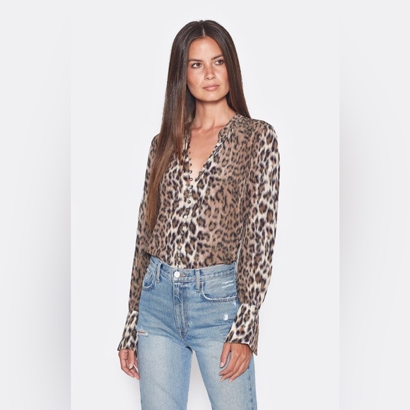 Anthropologie Tops - ANTHROPOLOGIE x Joie 100% Silk Animal Print Blouse